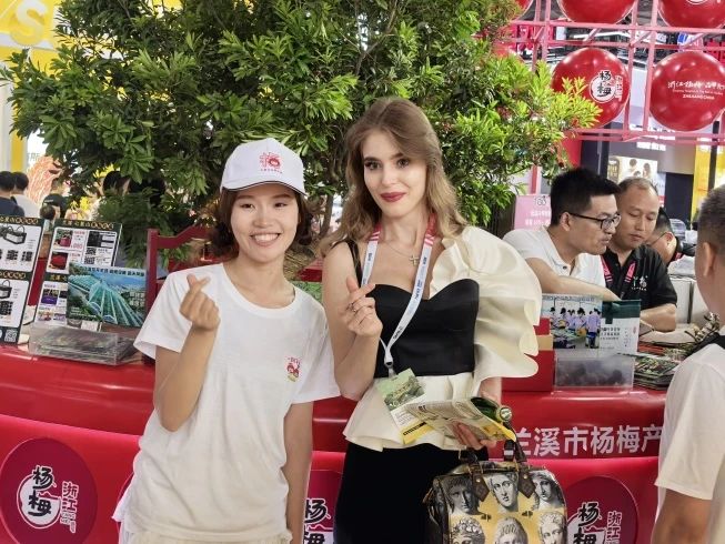 雪波藍助力浙江楊梅出征SIAL西雅展